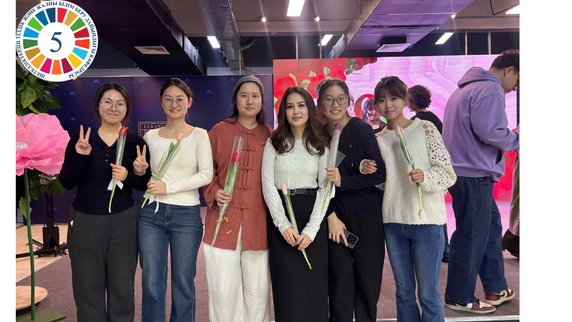 ҚазҰУ-да шетелдік студент қыздарға арналған мерекелік кеш өтті